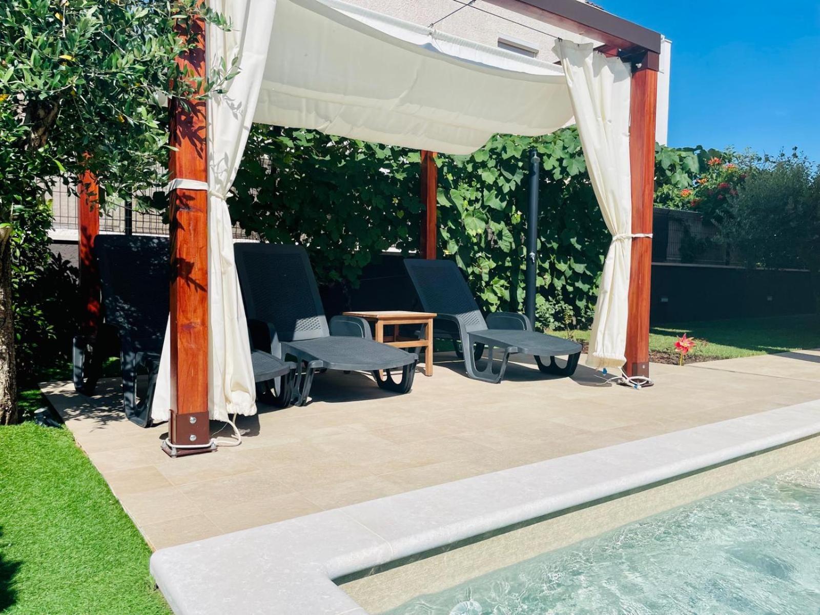 Boutique Apartment With Private Pool For Your Exclusive Use Novigrad Istria 외부 사진
