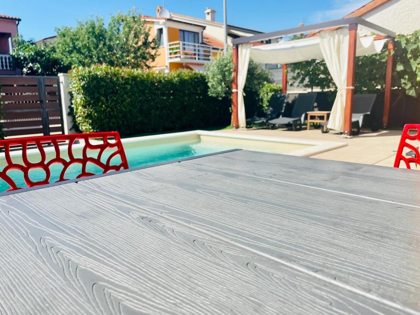 Boutique Apartment With Private Pool For Your Exclusive Use Novigrad Istria 외부 사진