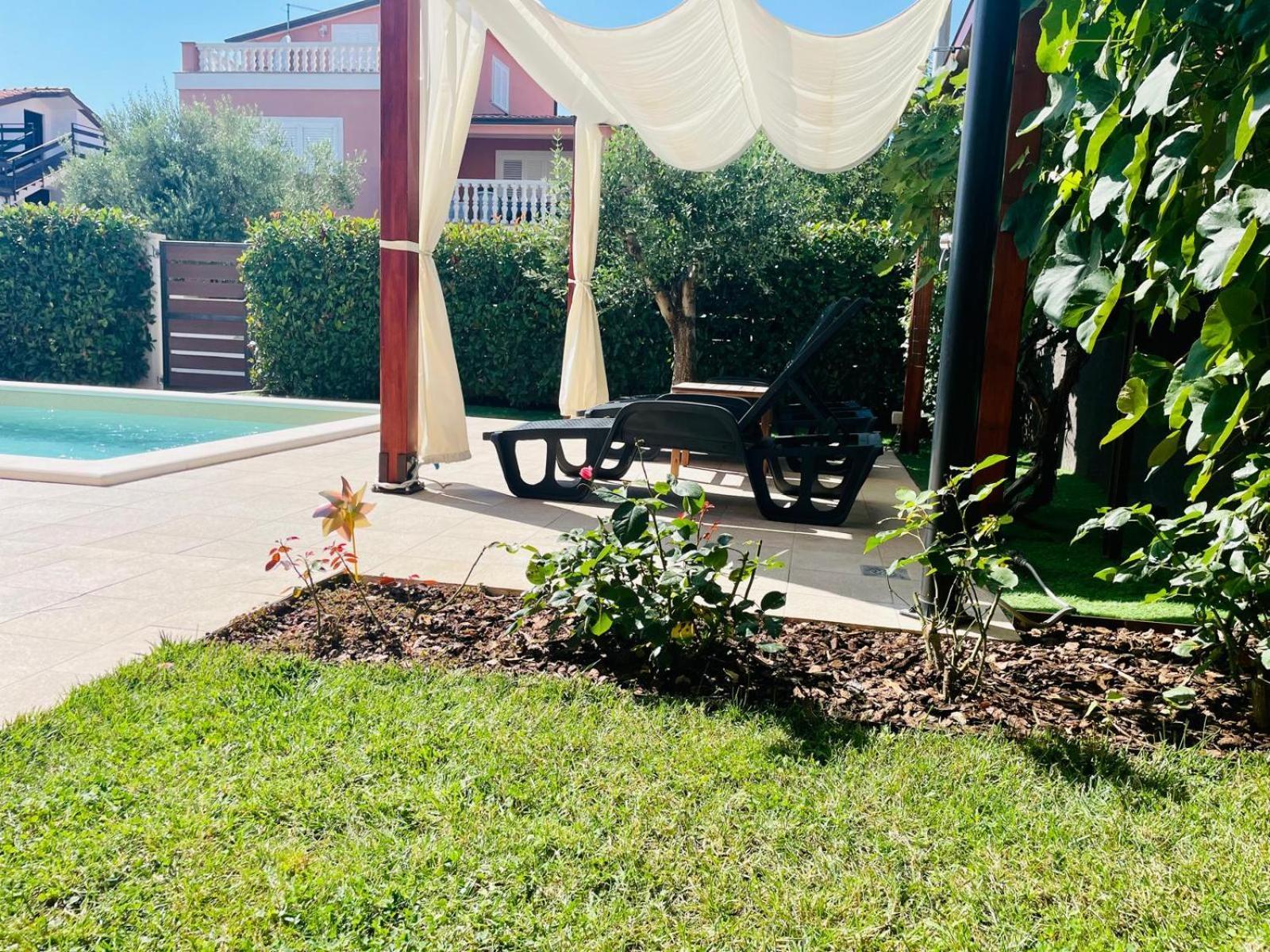 Boutique Apartment With Private Pool For Your Exclusive Use Novigrad Istria 외부 사진